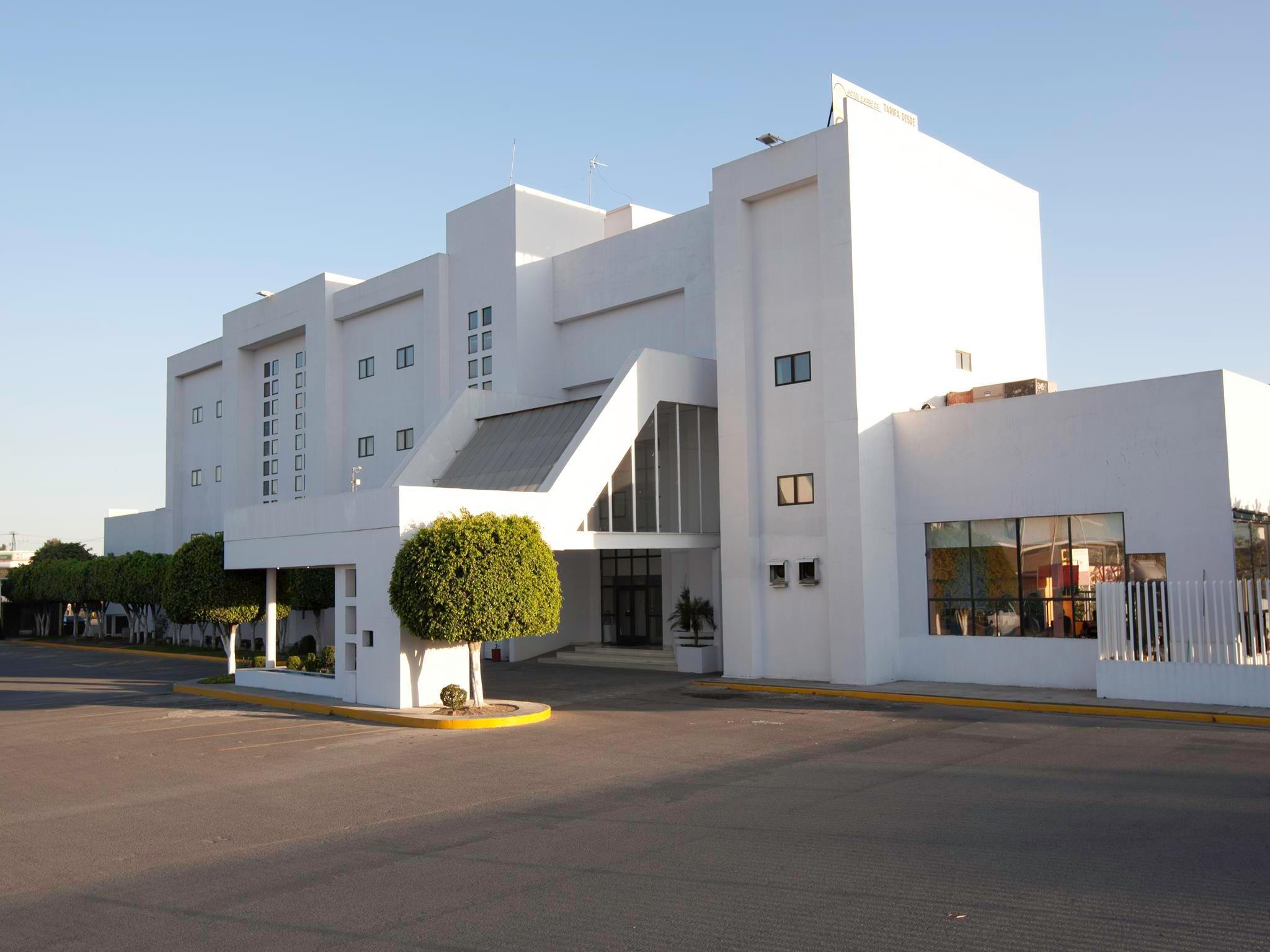 Hotel Misión Express Celaya  Exterior foto